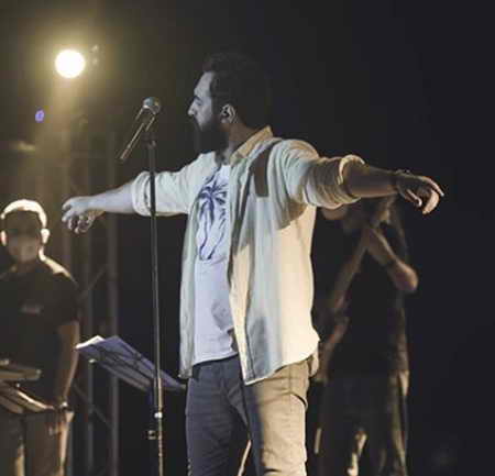خرید و دانلود آهنگ بی کلام مهدی یراحی اشتباه