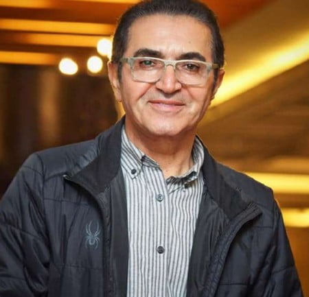 خرید و دانلود آهنگ بی کلام یه رنگ سفیدی نشسته رو موهات